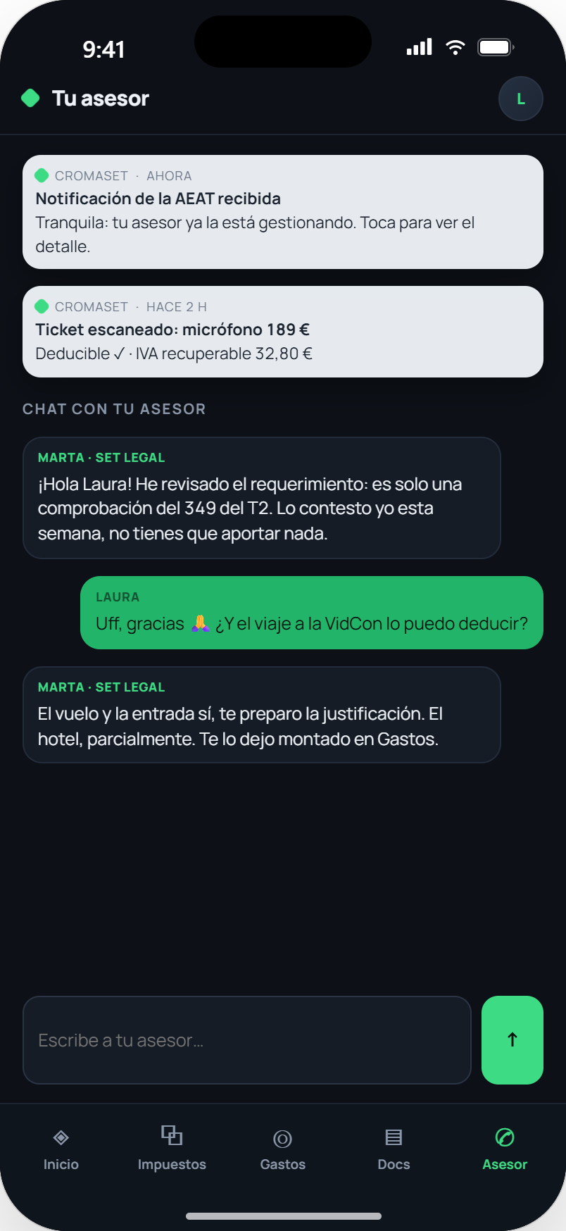 Notificaciones push y chat con la asesora Marta de SET LEGAL dentro de la app
